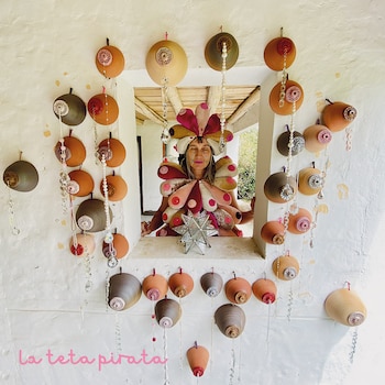 La realización audiovisual acompaña la