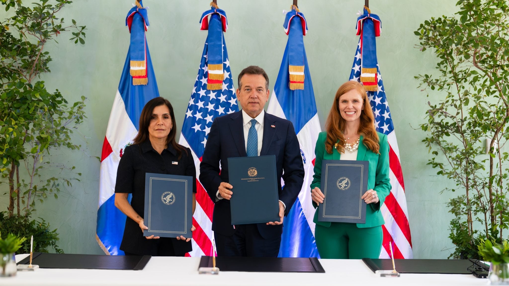 República Dominicana se suma al Consenso de Ginebra: firma en Santo Domingo, respaldo de Estados Unidos y una promesa de salud y familia (Foto cortesía Ministerio de Relaciones exteriores)