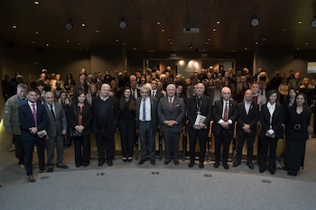 Presentaron el libro "Larrabure, voces para el reencuentro" en el Congreso de la Nación