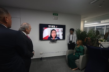 La presidenta electa del Perú, Keiko Fujimori, intervino de manera virtual durante la ceremonia y destacó la importancia de formar nuevos liderazgos para América Latina. Infobae América