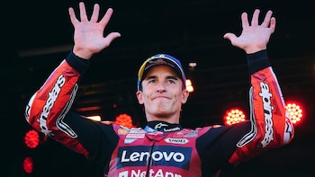 Marc Márquez hace pleno en Aragón y da un mordisco al Mundial