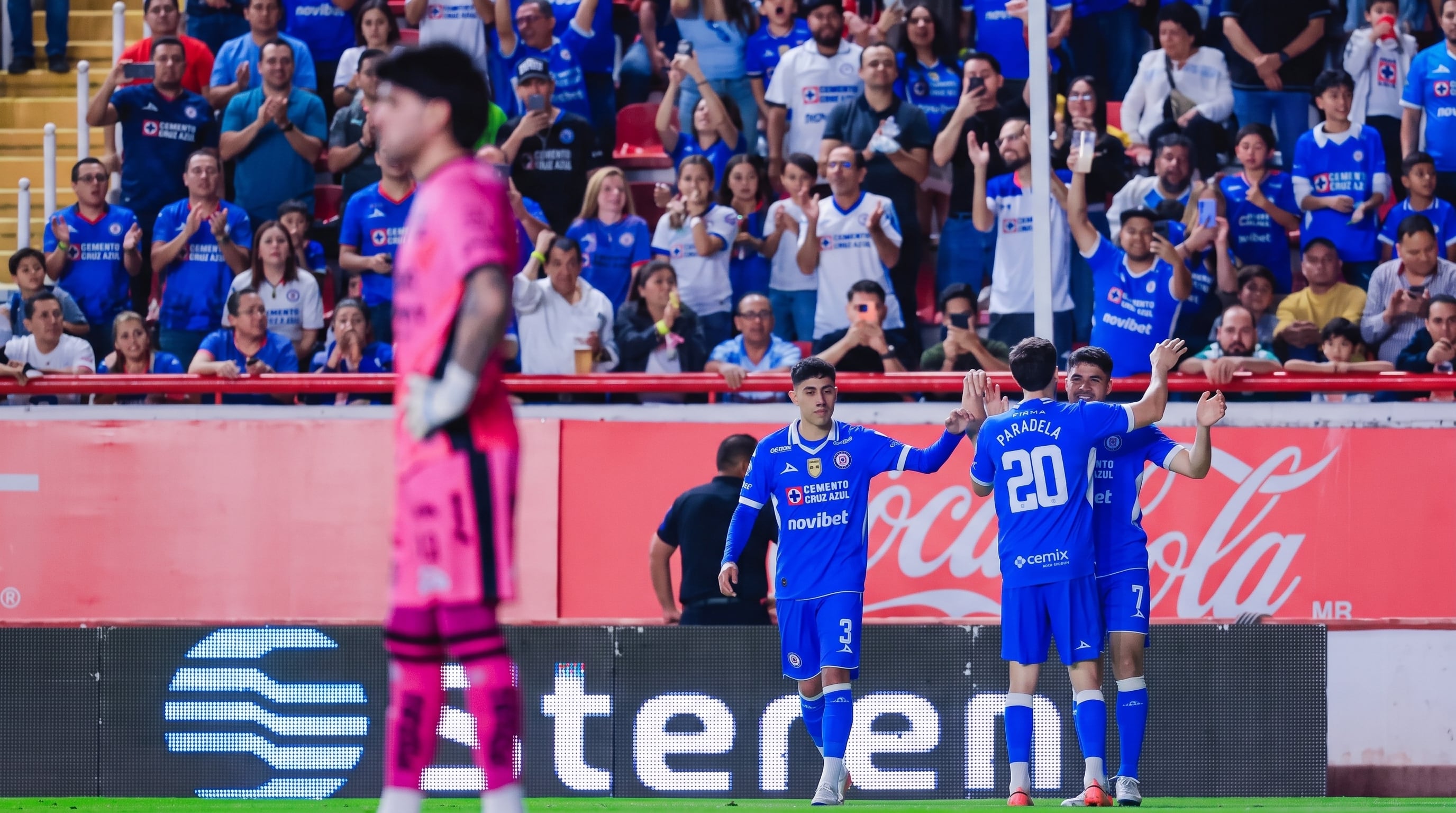 Cruz Azul rompe su mala racha y vence al Necaxa en una visita clave