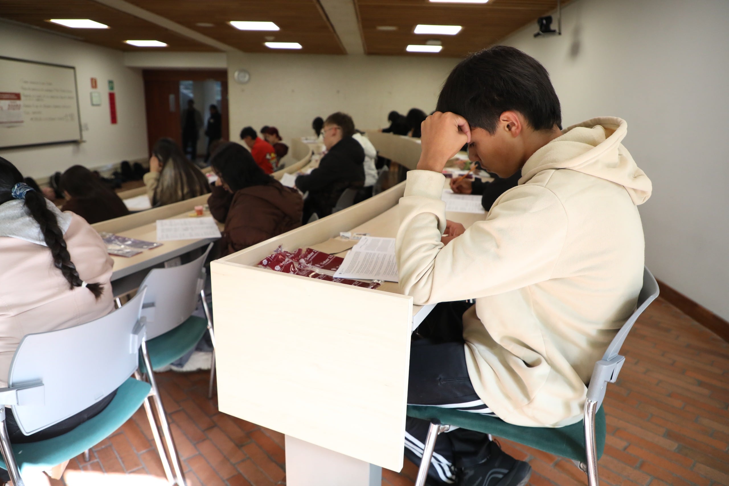 A su vez, el 62% estudió en instituciones con problemas de infraestructura. Ese porcentaje fue superior al de 2022 - crédito Icfes