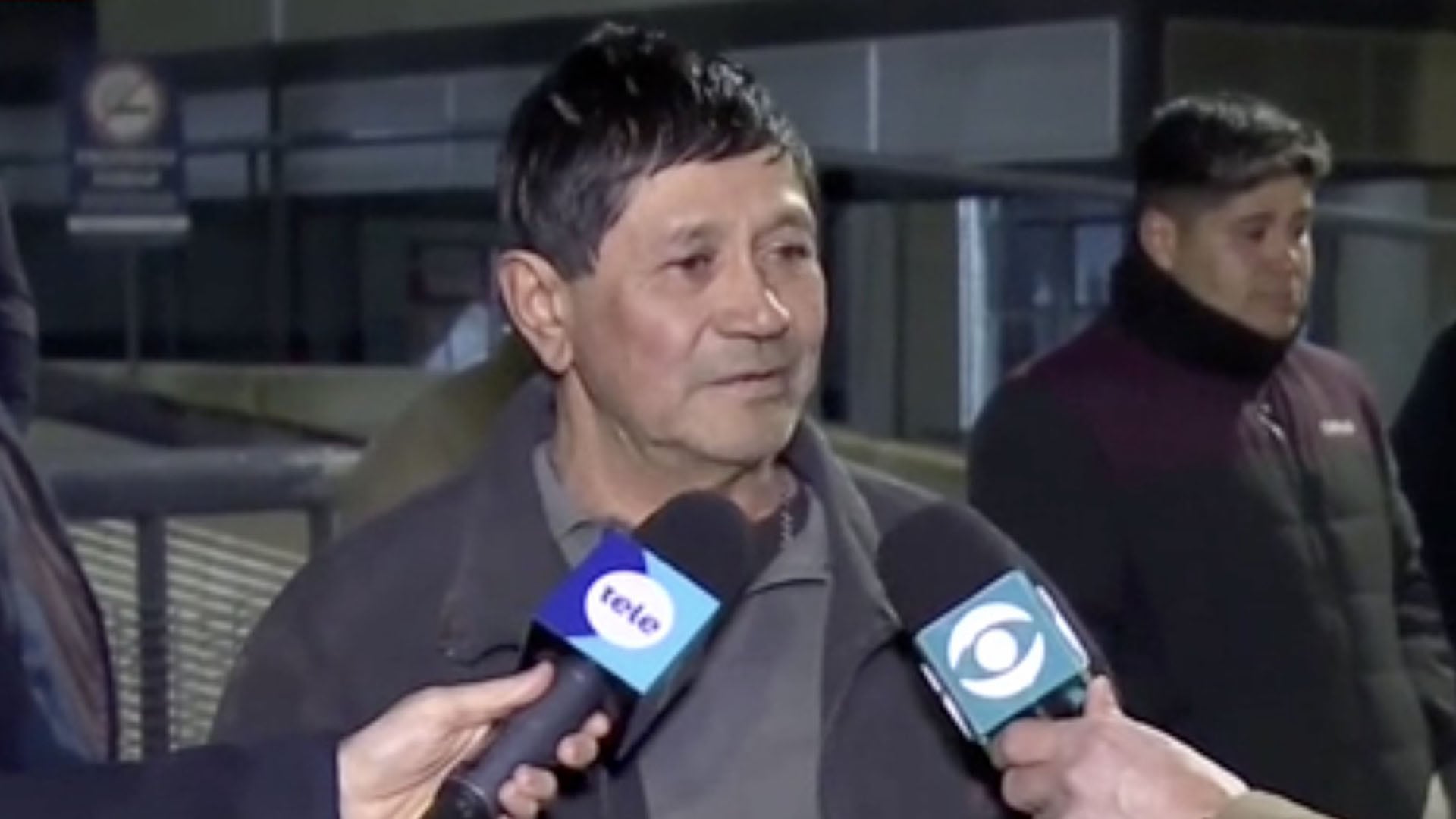 El padre de Mateo Estigarribia, el futbolista uruguayo que fue baleado cuando iba a comprar un celular (Captura Subrayado/Canal 10)