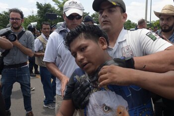 Migrantes detenidos (Foto: Cuartoscuro)