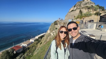 Una pareja de argentinos derriba todos los mitos sobre las casas por un euro y los pueblos italianos que pagan por vivir en ellos