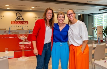 De izquierda a derecha: Anna