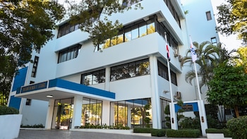 República Dominicana: La Superintendencia de Seguros recomienda revisar las pólizas ante riesgos de inundaciones