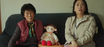 Adultos mayores de Corea del Sur usan muñecas con IA para hacerles compañía. (Hyodol)