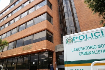 El cuerpo fue trasladado a Medicina Legal luego del hallazgo en una vivienda ubicada en la localidad de Ciudad Bolívar (sur de Bogotá) abandonado dentro de una vivienda - crédito Catalina Olaya/Colprensa