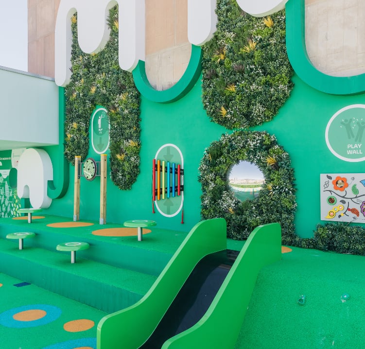 Hospital Materno Infantil de Málaga. (Juegaterapia)