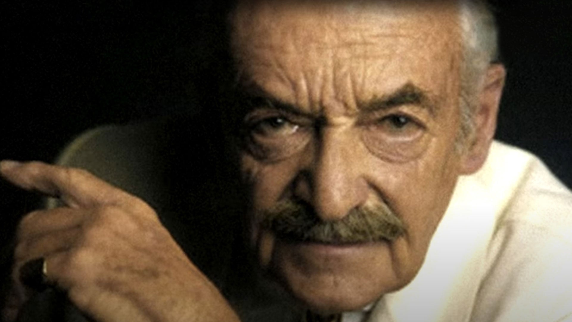 René Lavand convirtió una baraja y una sola mano en los instrumentos de un lenguaje artístico propio