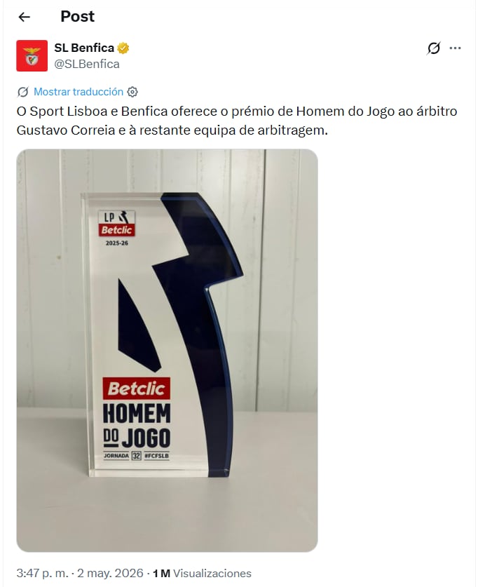 Post del Benfica dando el premio del mejor jugador del partido al árbitro del partido contra Familicao - crédito X