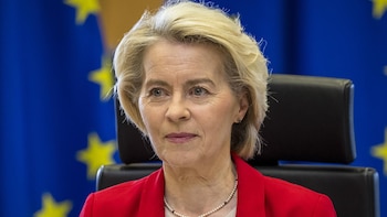 Von der Leyen viaja a Lituania para coordinar con los países bálticos una respuesta a la incursión de drones