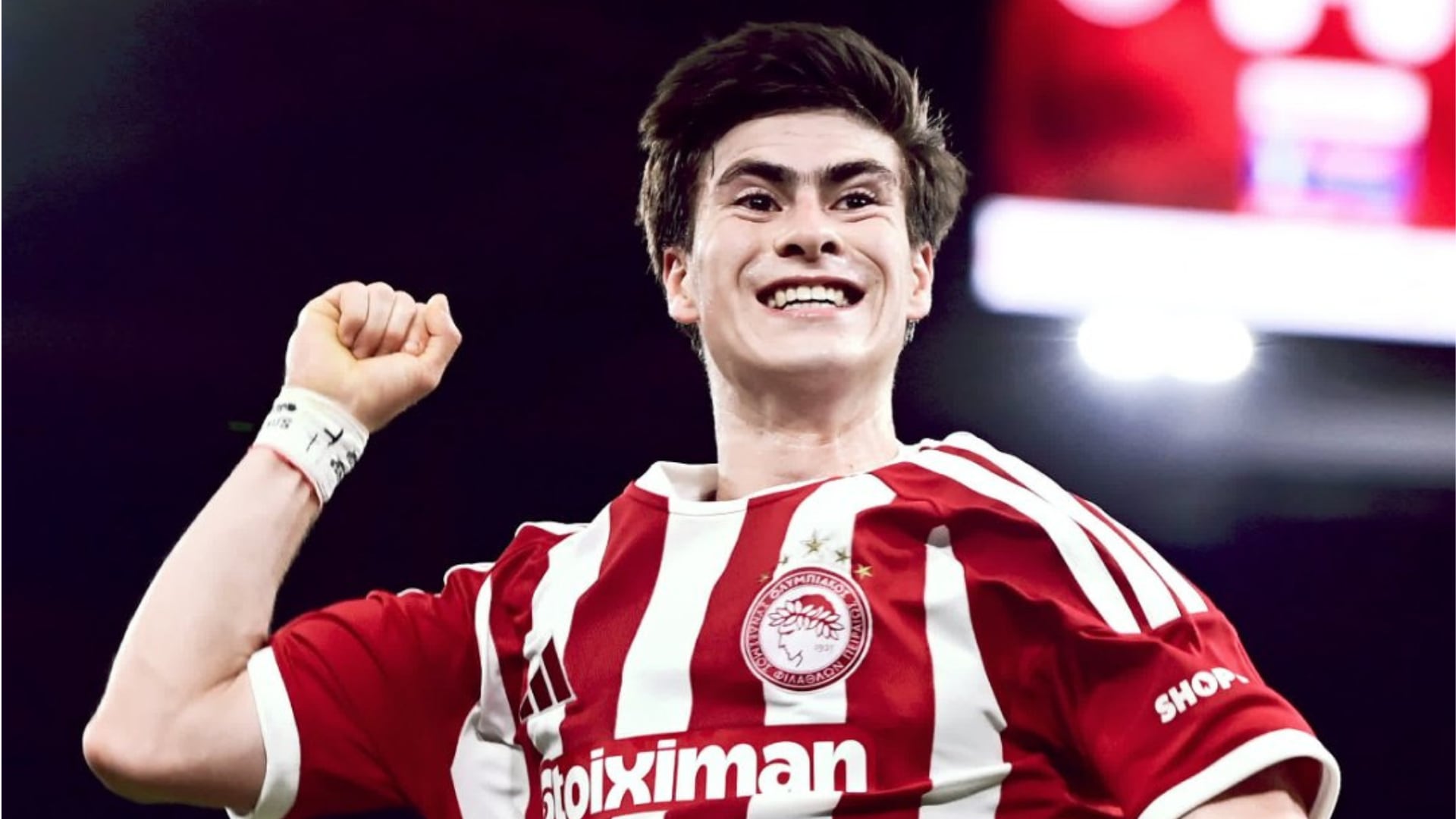 Armando firmó dos anotaciones de gran calidad y un pase a Gustavo Puerta ante el Volos en la Copa de Grecia, aprovechando la baja de Ayoub El Kaabi. (X/ @Olympiacosfc)