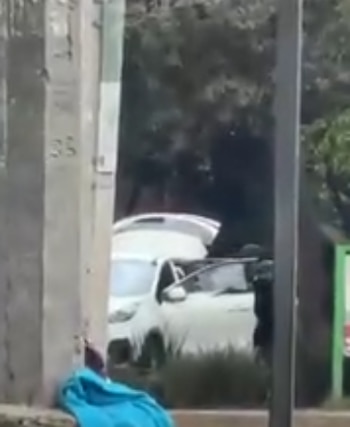 Los asaltantes esperaban encontrar una maleta con dinero en efectivo, pero se lleavron una sólo con artículos deportivos.