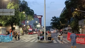 EN VIVO| Bloqueos en carreteras, accidentes y manifestaciones hoy lunes 22 de junio: cae la noche y sigue protesta en 20 de noviembre