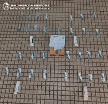 El hallazgo de una guía de encomienda oculta entre las pertenencias de un pasajero fue la clave que permitió profundizar la investigación