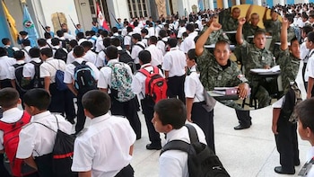 Renovación Popular busca que alumnos de secundaria reciban instrucción premilitar en colegios