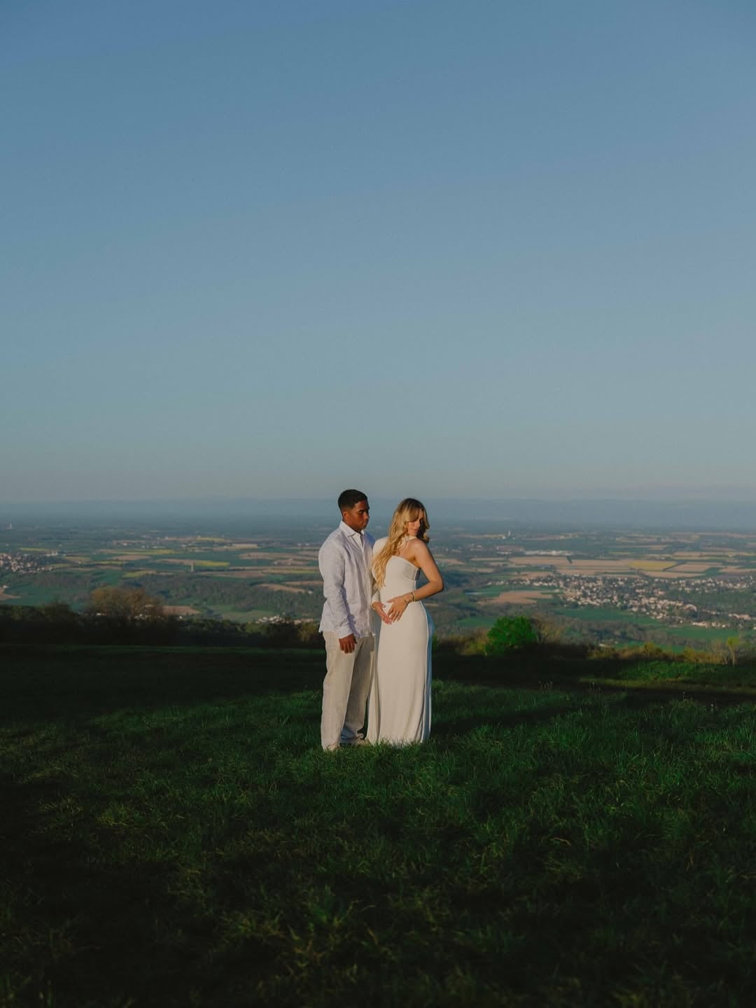 El futbolista reveló que esperan a su primer hijo (@endrick)