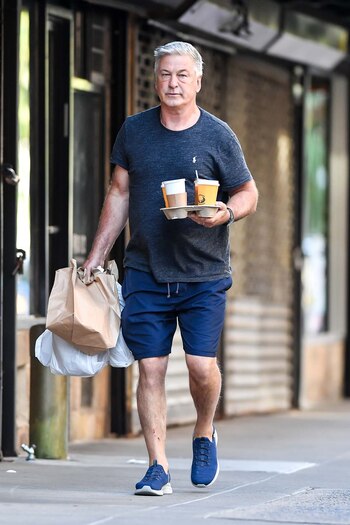 Alec Baldwin fue fotografiado cuando