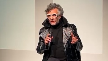 Fito Páez presentó su nuevo disco en una escucha abierta: crónica del amor y la pasión después de los silbidos