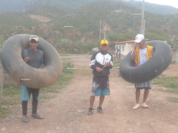 Los pobladores colaboran con la