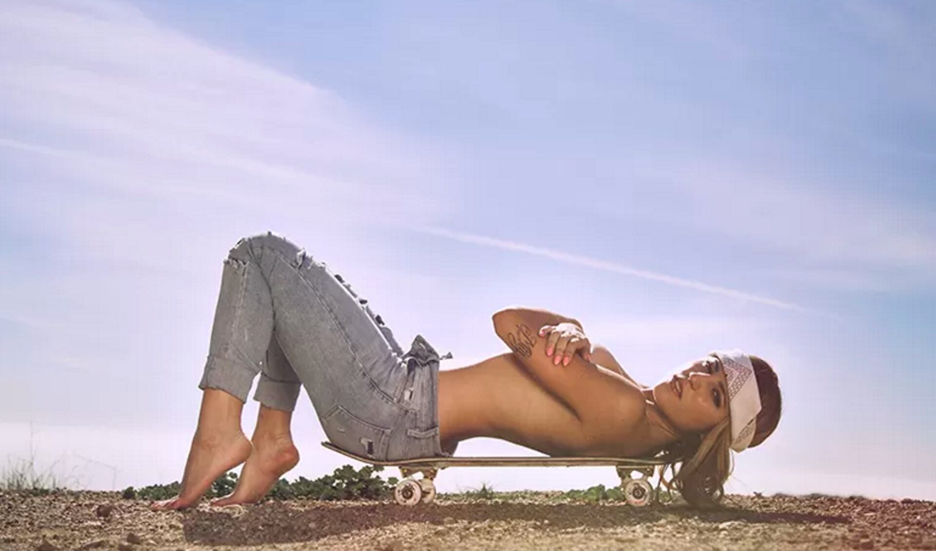 Leticia Bufoni probará suerte en el automovilismo