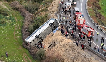 Así quedó el autobús que