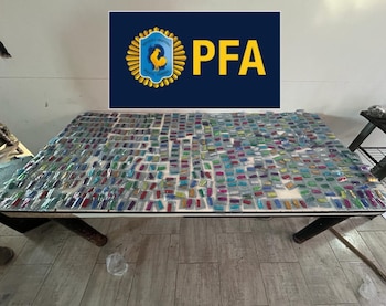 Parte de la droga secuestrada