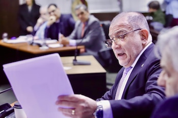 Luis Juez es acusador en jury de Alfredo López