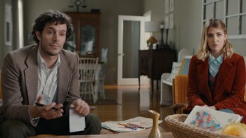 Un adulto Abe enfrenta su