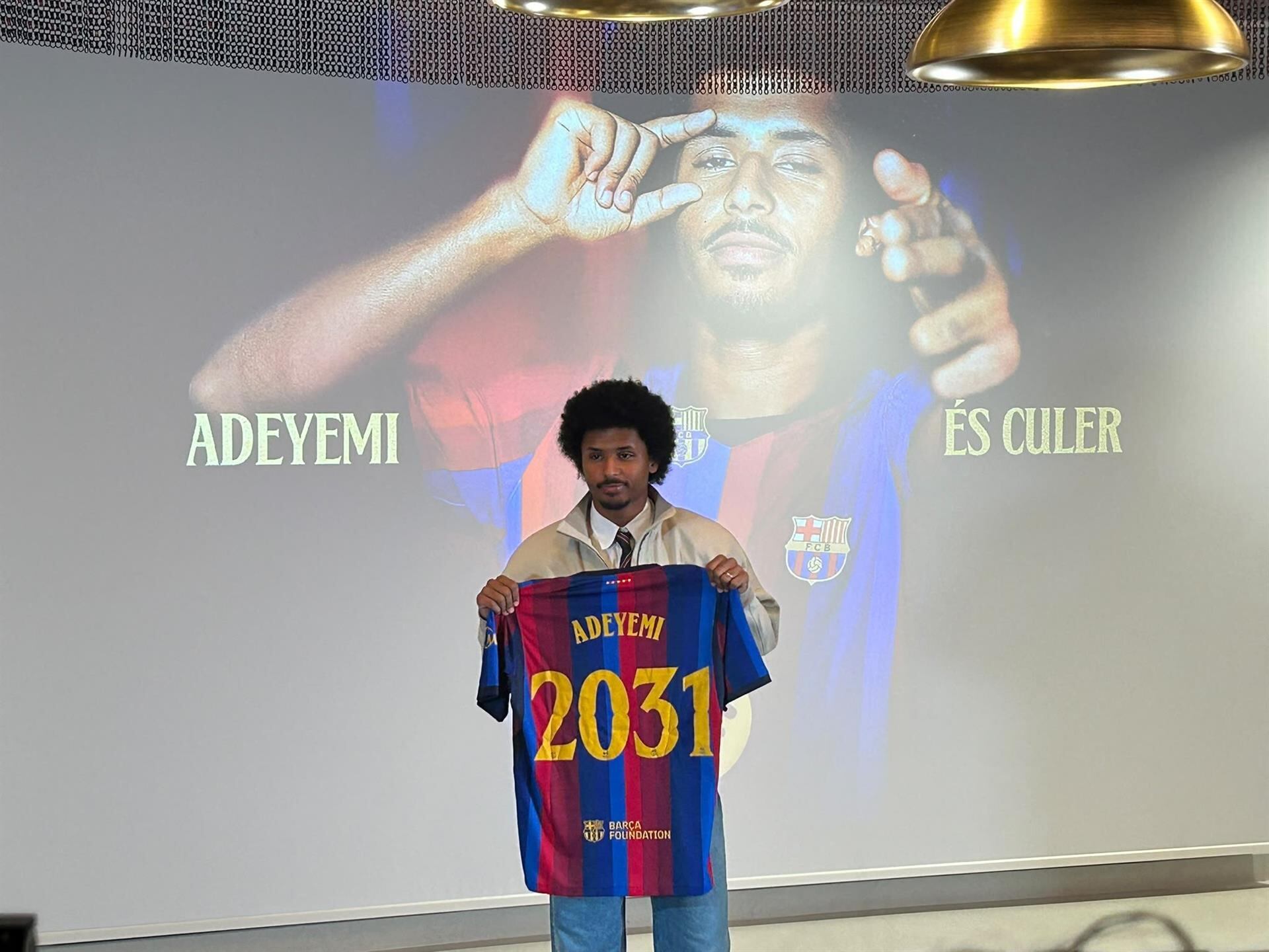 Karim Adeyemi: "Hansi Flick me pidió que lo diera todo y le dije que estoy preparado"