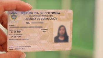 Habrá cambios en el examen obligatorio para obtener la licencia de conducción en Colombia: en qué consisten