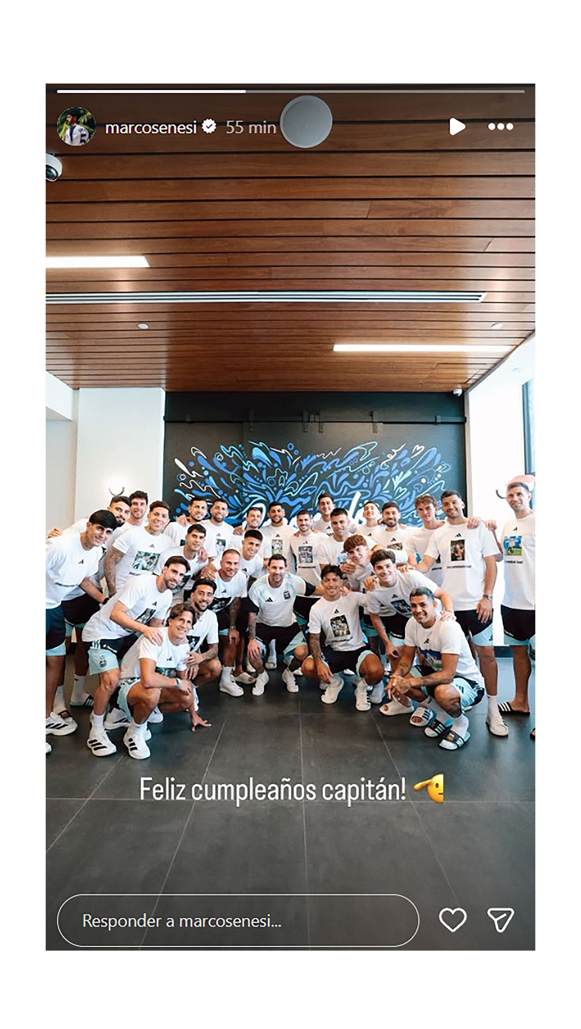 Marcos Senesi compartió el momento especial junto al 10
