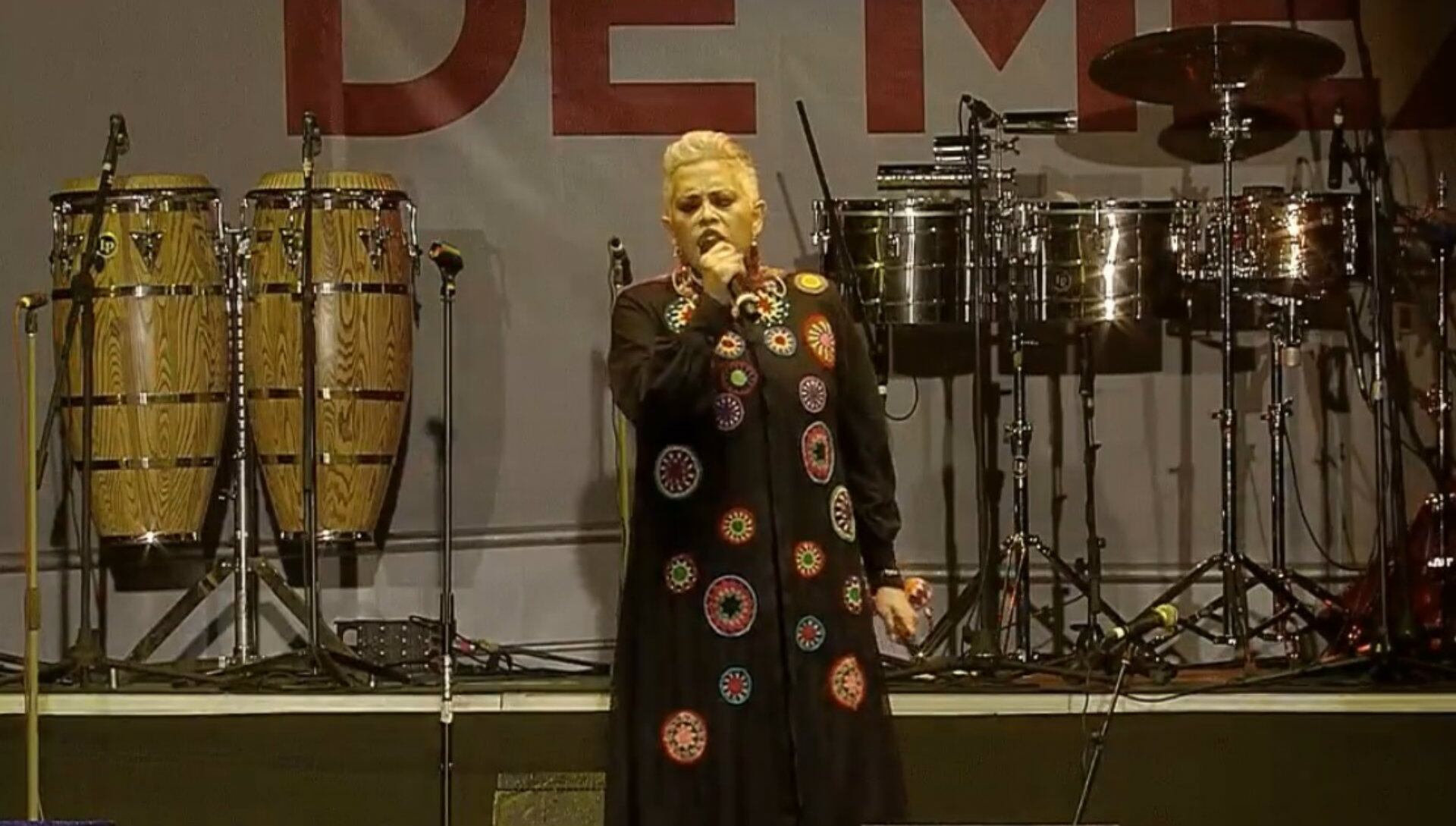 La cantante estará presente en el cierre de la Feria del Tlacoyo en el Estado de México de este 2025. Foto: Tomada de transmisión.