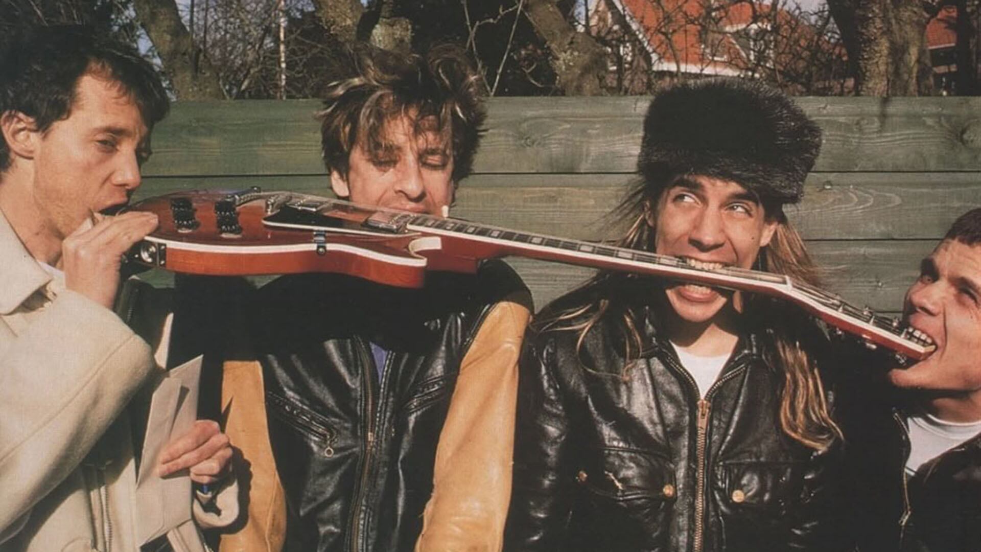 La muerte de Hillel Slovak por sobredosis impulsó a Kiedis a replantear su vida y escribir la letra de ‘Under the Bridge’ (Instagram: maxwantsback)