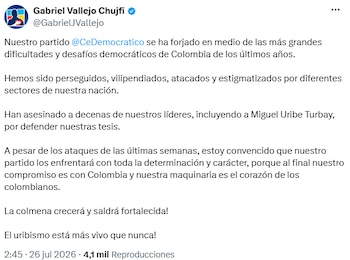 El director del Centro Democrático, Gabriel Vallejo, destacó la resiliencia del partido tras el asesinato de líderes - crédito @GabrielJVallejo/X