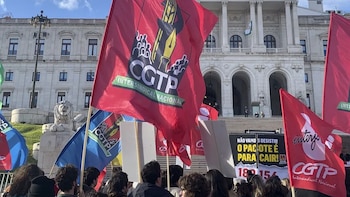 La segunda huelga general en seis meses paraliza Portugal por una reforma laboral que nadie quiere: despidos más fáciles y permite jornadas de 50 horas