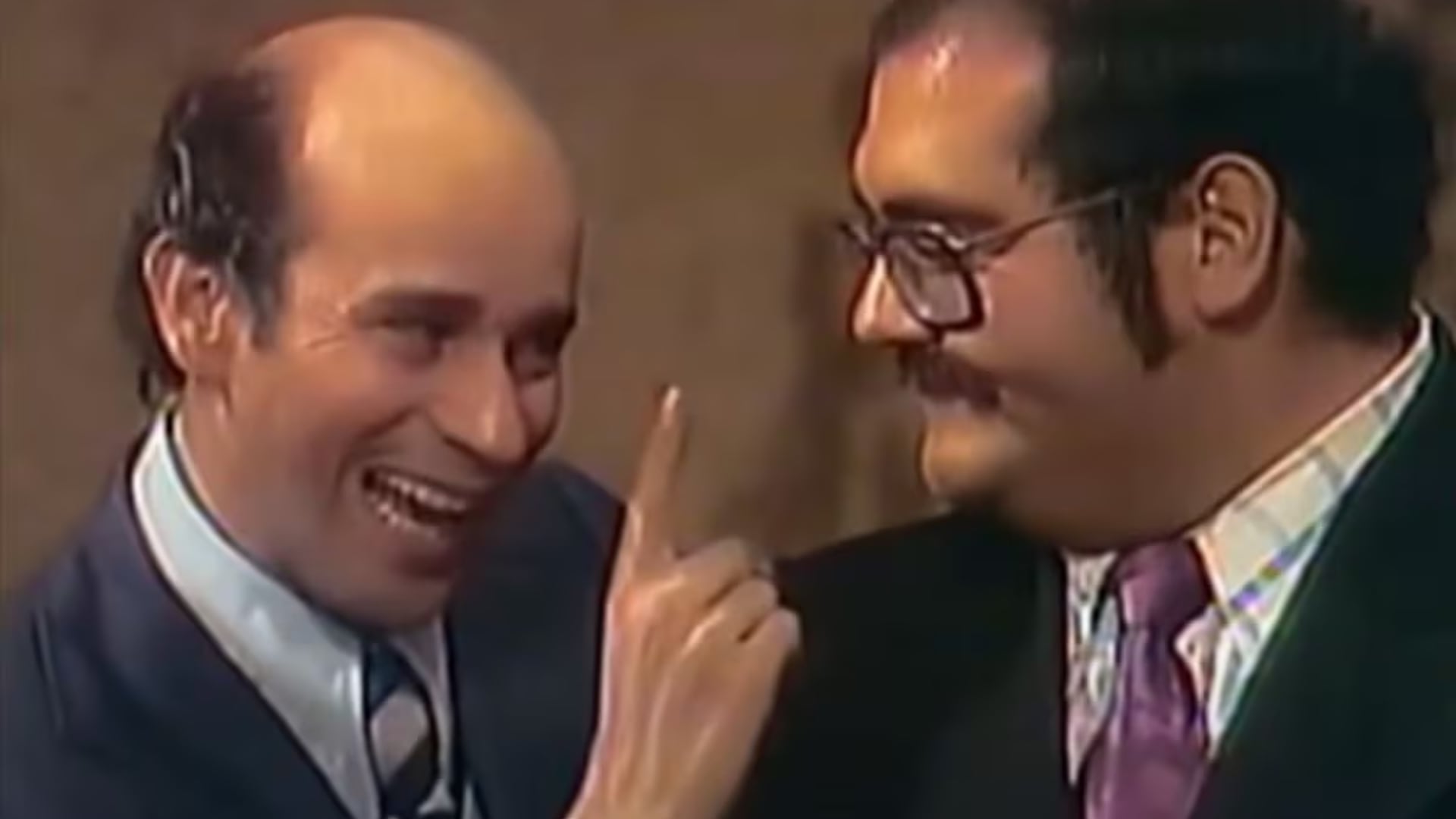 Ricardo de Pascual en una de sus apariciones en El chavo del 8. Fue conocido principalmente por sus interpretaciones del señor Calvillo, el hombre calvo con intenciones de comprar la vecindad al señor Barriga, y del señor Hurtado, el ladrón del condominio