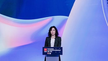 Ayuso celebra la "aplastaste" victoria