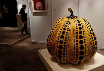 El Museo Stedelijk de Ámsterdam inaugura una gran exposición de Yayoi Kusama