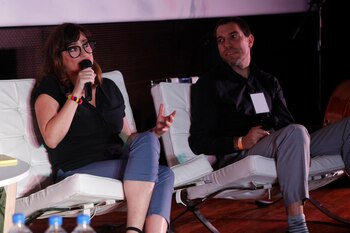 Pola Oloixarac y Adolfo García