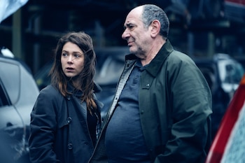 Georgina Amorós junto a Karra