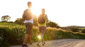 Día Mundial del Paseo: la fecha que nació para frenar la “fiebre del running” y reivindicar caminar sin apuro
