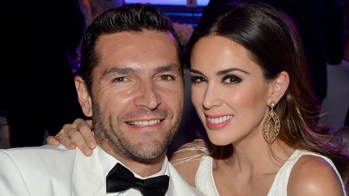 Jacqueline Bracamontes y Martín Fuentes enfrentan rumores sobre un supuesto divorcio tras 15 años de casados
