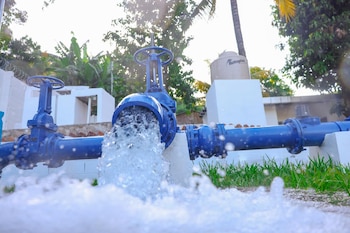 La Dirección de Obras Municipales entregó un nuevo sistema de agua potable en Sacacoyo, La Libertad Oeste, que beneficiará a más de 1,300 familias. (Foto cortesía Dirección de Obras Municipales)