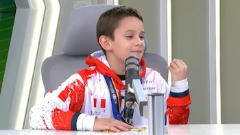 Fabio Bravo tiene nueve años, nació en Venezuela, vive en Lima y acaba de ser campeón mundial de matemáticas en Singapur por Perú
