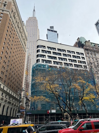 El Flatiron Building de Nueva York estuvo oculto durante una década. Foto: X Micah Springut
@mspringut