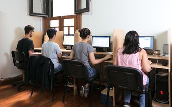 La organización Tiflonexos fue fundada